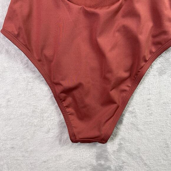 Nike Women's One Piece Swimsuit in Rust and Pink - Picture 8 of 12